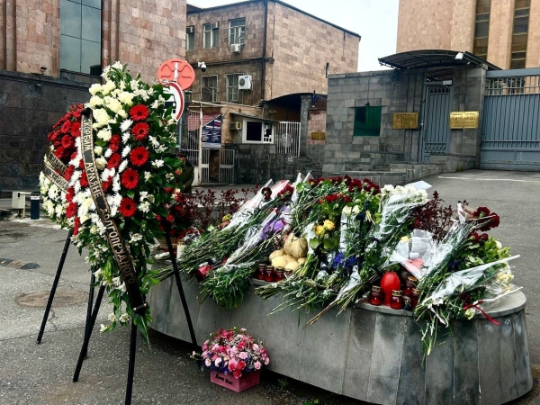 Соотечественники по всему миру приняли участие в акциях памяти и скорби по жертвам теракта в «Крокус Сити Холле»